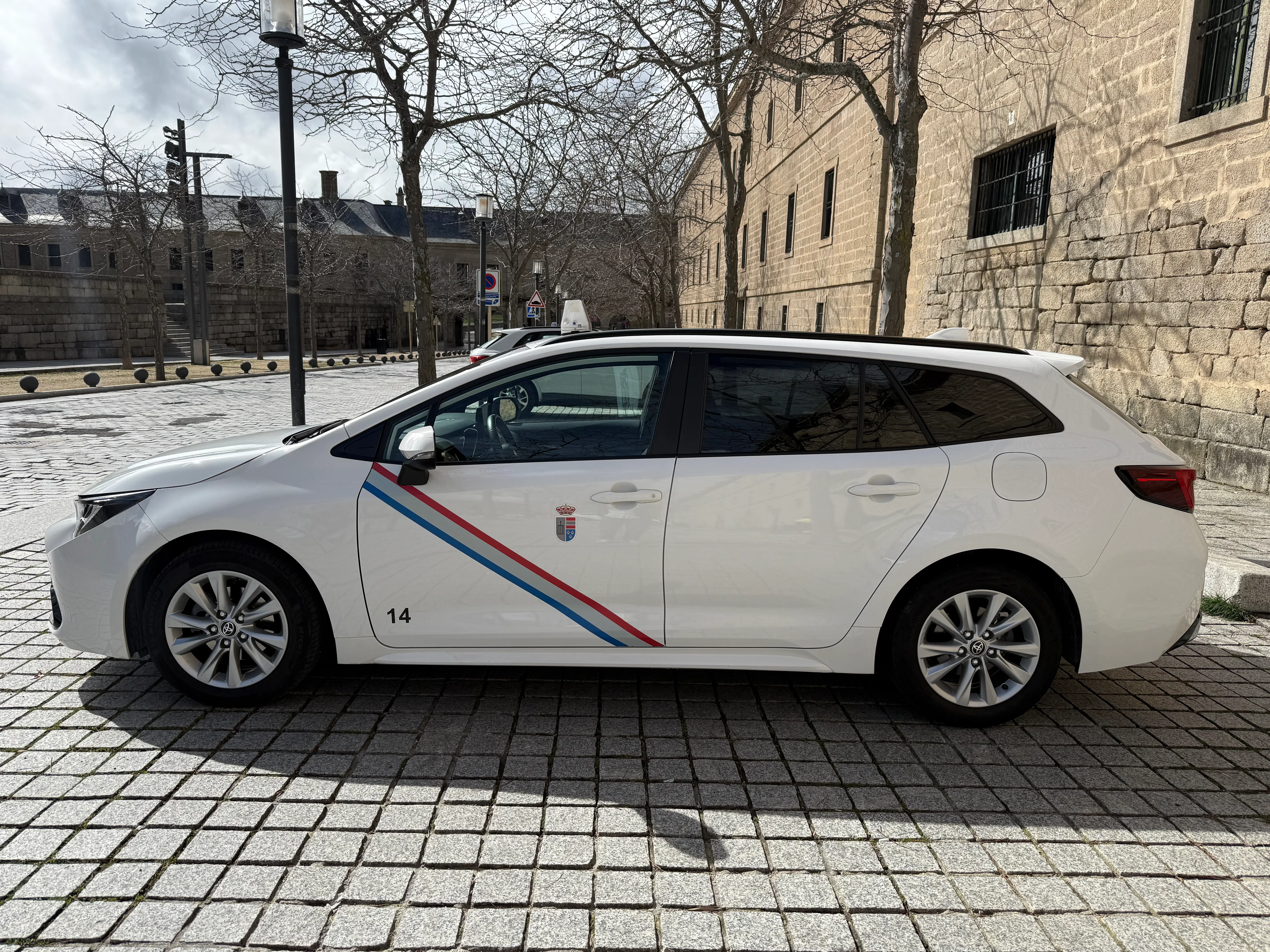Taxi Exterior Lateral Izquierdo